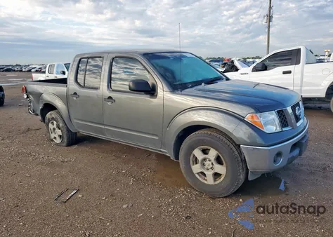 2005 Nissan Frontier Crew Cab Le z USA, uszkodzony, nr VIN 1N6AD07UX5C456141